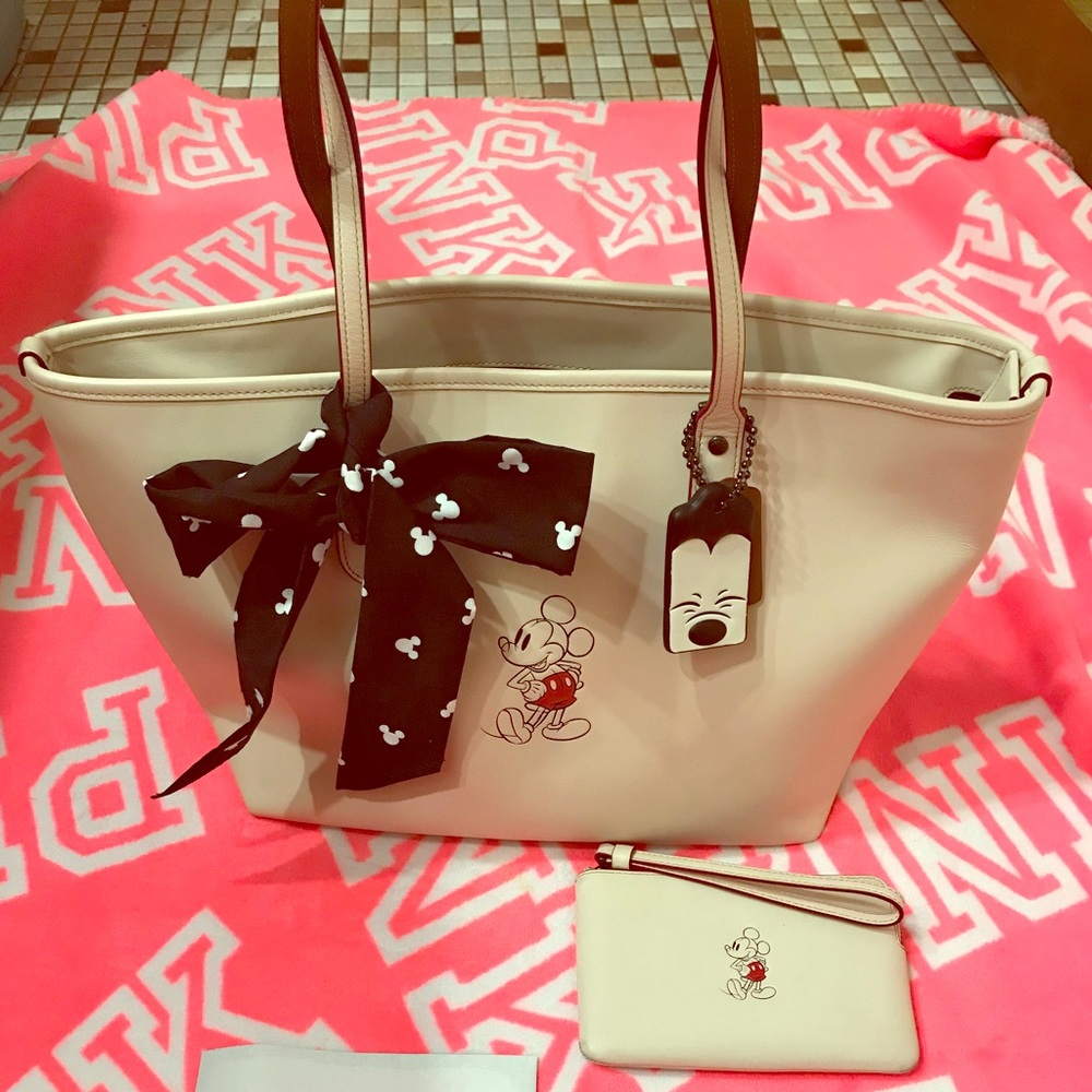 Disney X Coach Mickey Mouse Set of 3💝